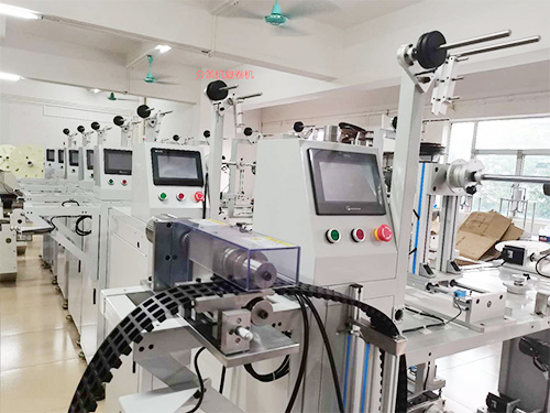 小型復(fù)卷機(jī)如何保證對(duì)于紙類(lèi)的效果呢？